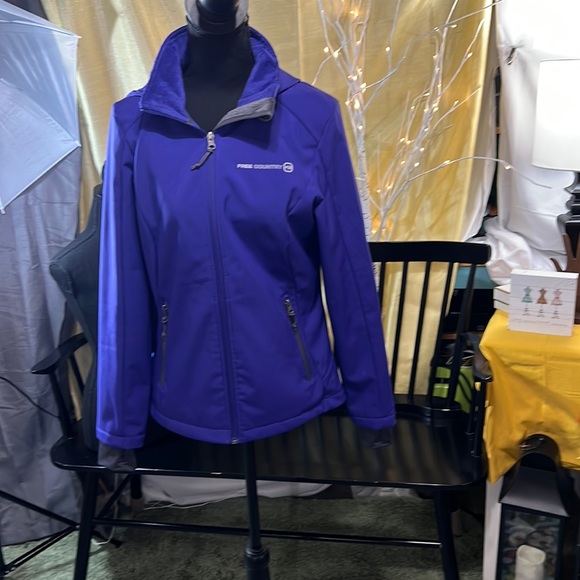 Free Country Purple  Jacket with a hood , and Fleece inside.Size S - Picture 1 of 5